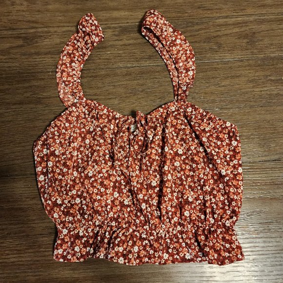 Paper Crane red floral tank top flutter sleeve NWOT Med - Picture 2 of 7